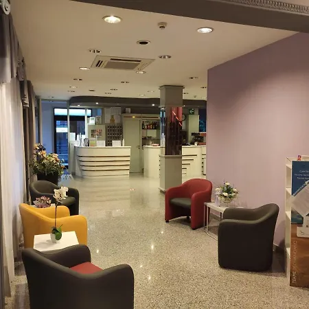 Hotel Lory 3*